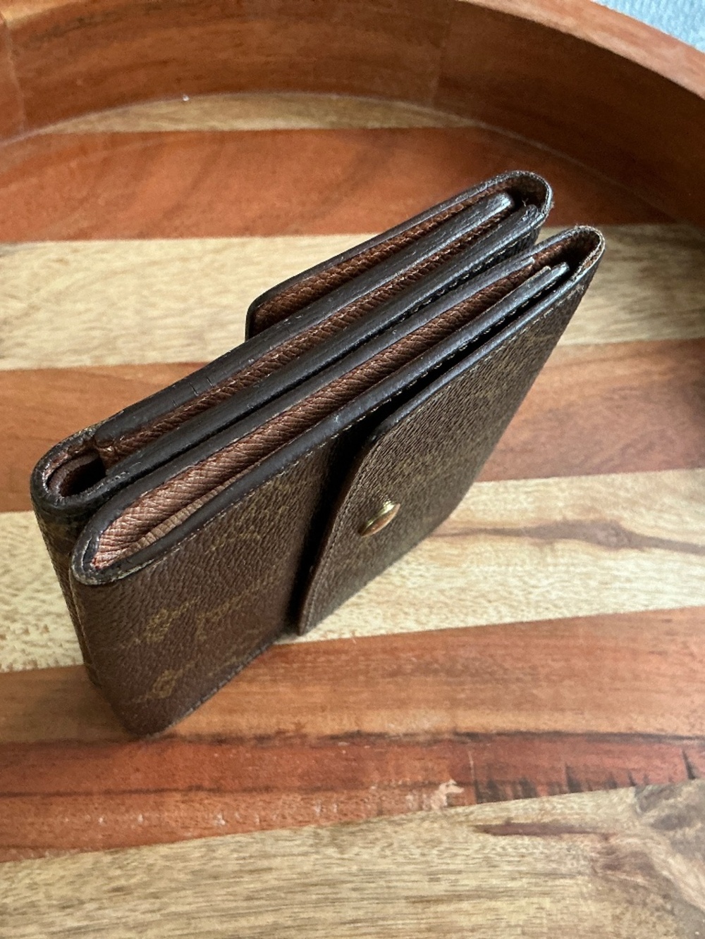 Louis Vuitton Monogram Medium Size Trifold Wallet - Picture 10 of 17